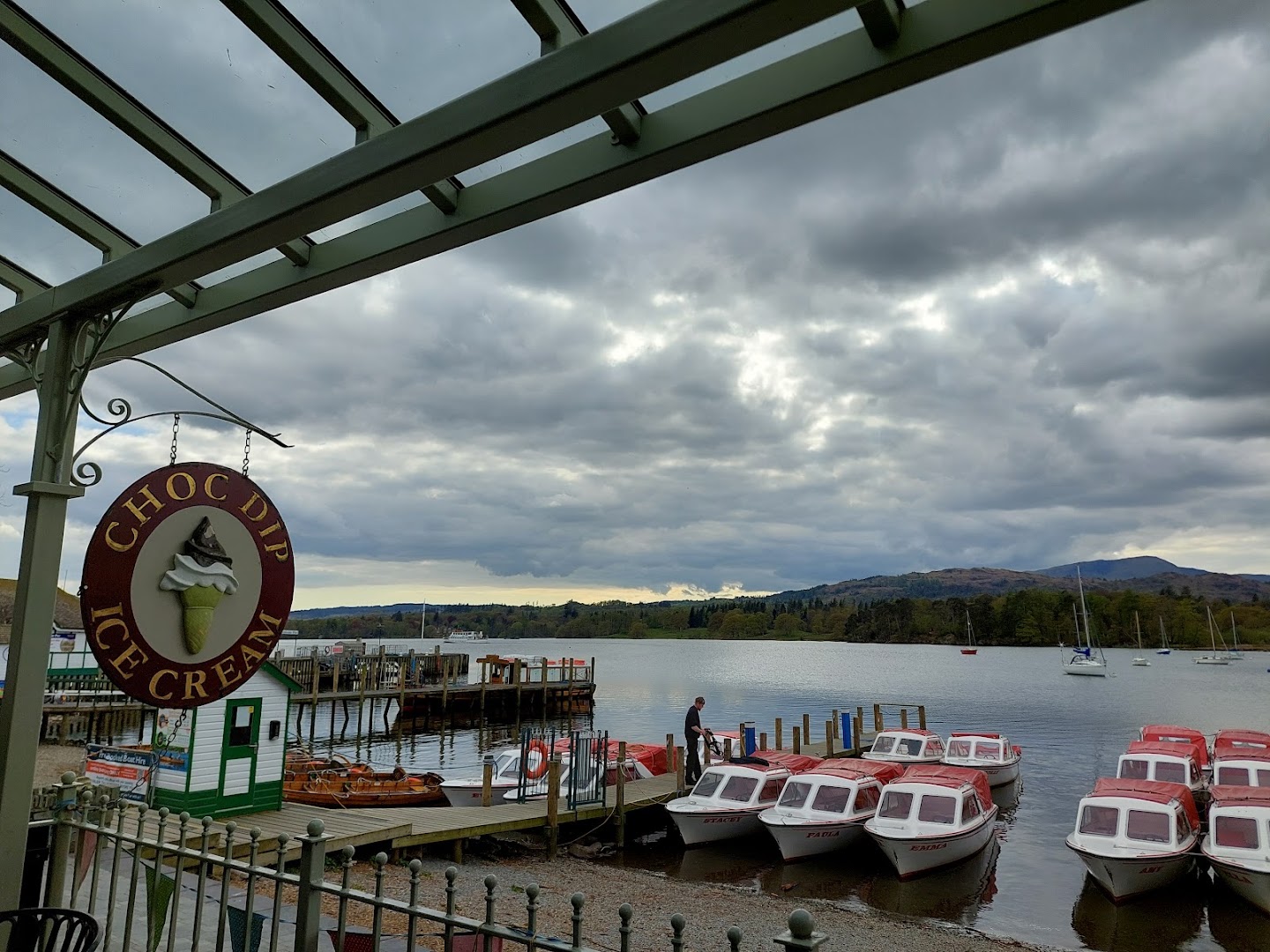 Waterhead Coffee Shop · Photos 1